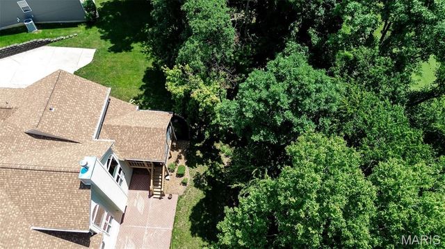 7437 Timberwolf Trail, Fairview Heights, IL 62208