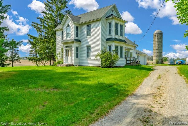 5390 Walker Road, Clyde, MI 48049