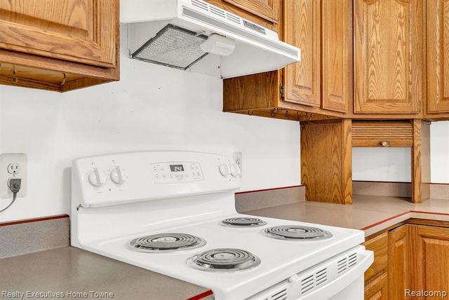 5390 Walker Road, Clyde, MI 48049