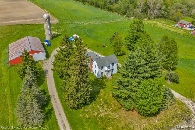 5390 Walker Road, Clyde, MI 48049