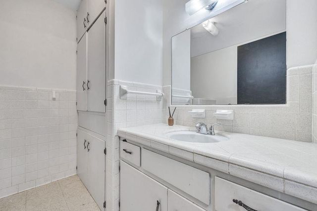 309 W Avenue H Ave, Jarrell, TX 76537