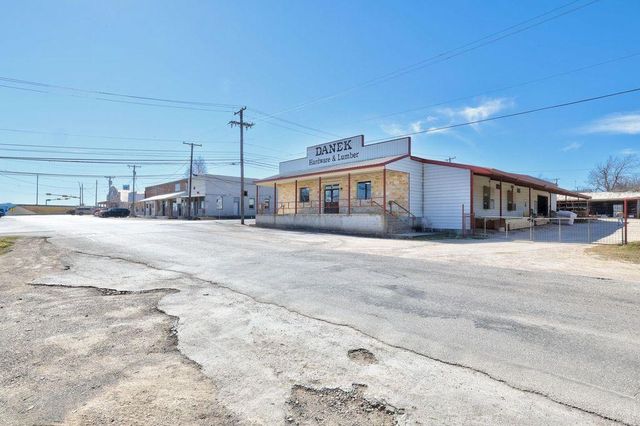 309 W Avenue H Ave, Jarrell, TX 76537