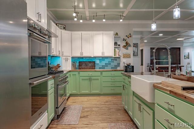 7644 Highway 17, Houston, MO 65483