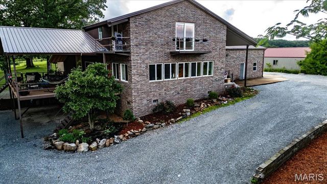 7644 Highway 17, Houston, MO 65483