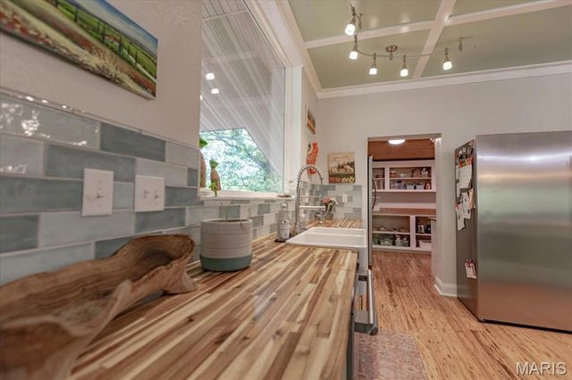 7644 Highway 17, Houston, MO 65483