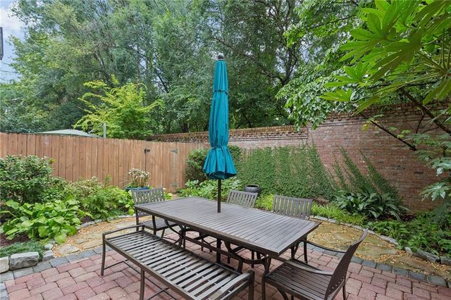 3313 Buckhead Forest Mews NE, Atlanta, GA 30305