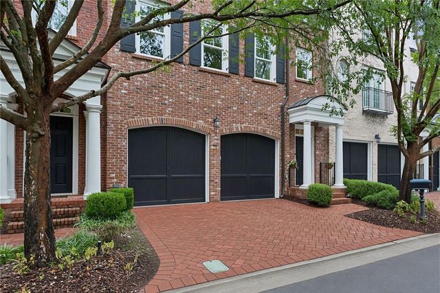 3313 Buckhead Forest Mews NE, Atlanta, GA 30305