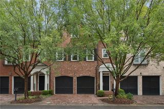 3313 Buckhead Forest Mews NE, Atlanta, GA 30305