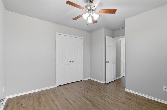 701 S Heights Drive, Crowley, TX 76036