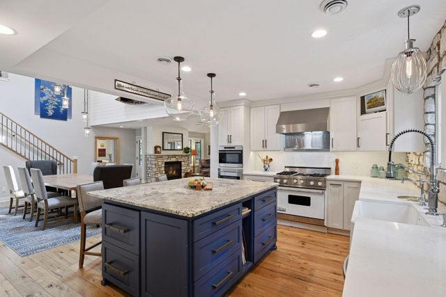 3895 Bayside Road, Orono, MN 55356