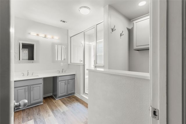 2917 Harlow Road, Commerce, TX 75428