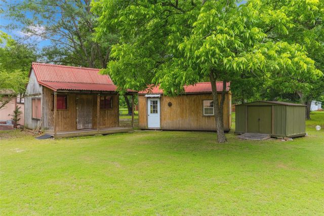 2917 Harlow Road, Commerce, TX 75428