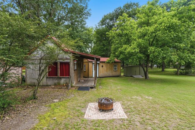 2917 Harlow Road, Commerce, TX 75428