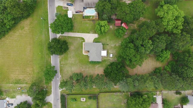 2917 Harlow Road, Commerce, TX 75428
