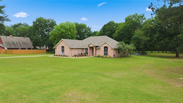 2917 Harlow Road, Commerce, TX 75428