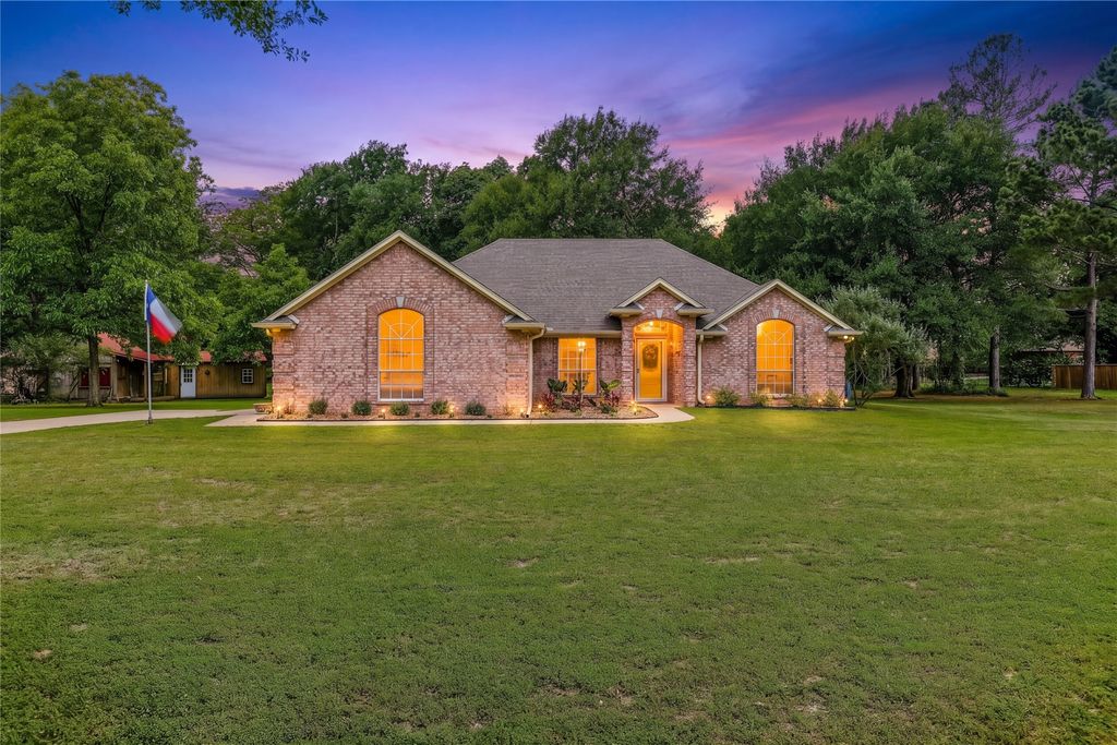 2917 Harlow Road, Commerce, TX 75428
