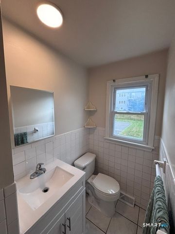 14 Carriage Path North 14, Milford, CT 06460