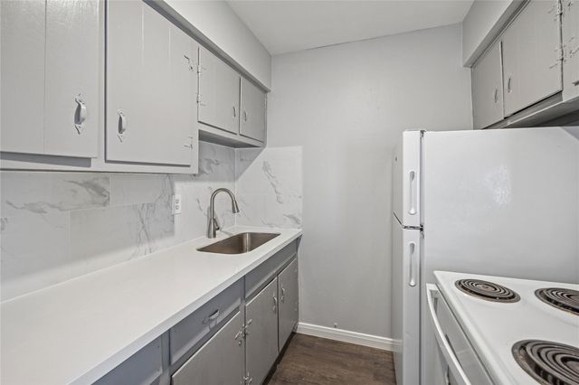 1716 Crownover Road 8, Houston, TX 77080