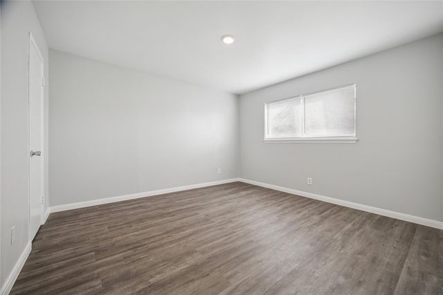 1716 Crownover Road 8, Houston, TX 77080
