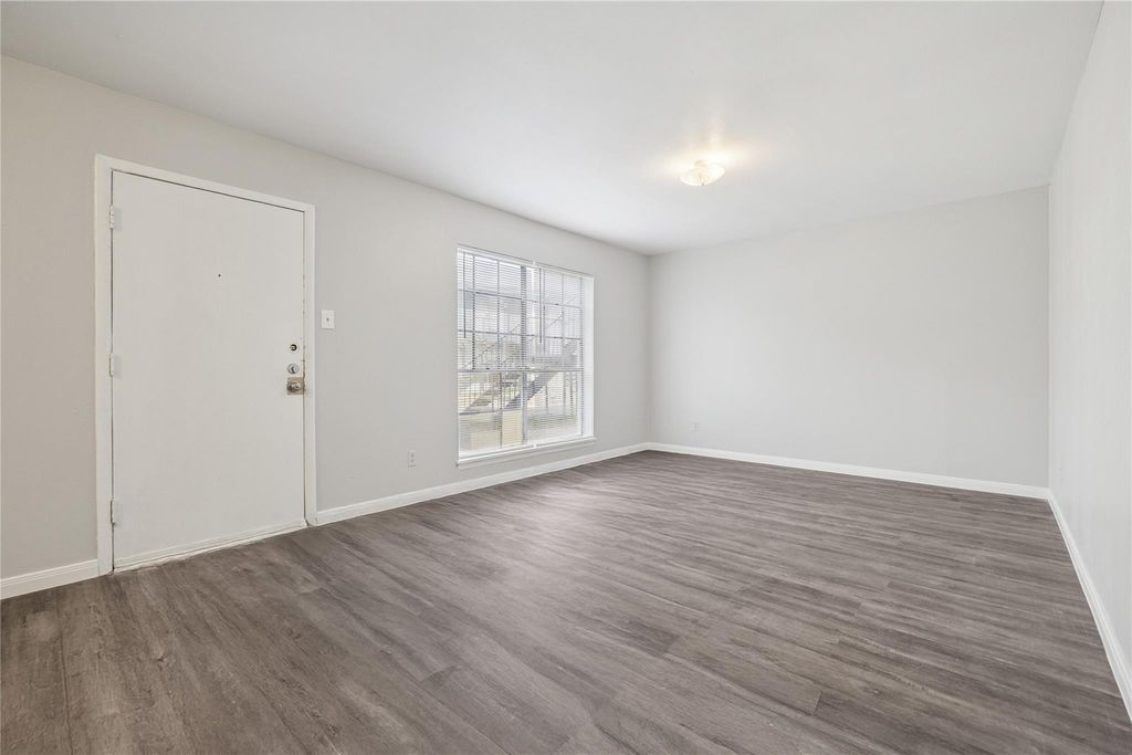 1716 Crownover Road 8, Houston, TX 77080