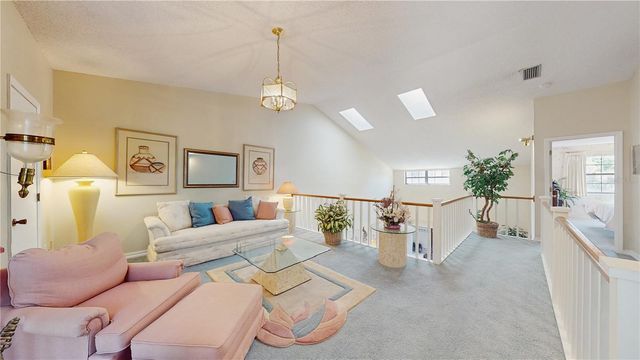 102 COVENTRY LANE, Haines City, FL 33844