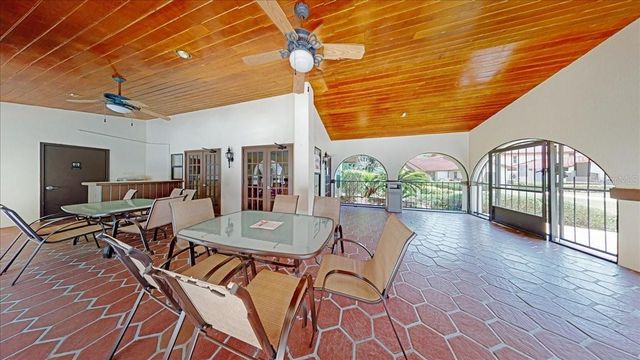 102 COVENTRY LANE, Haines City, FL 33844