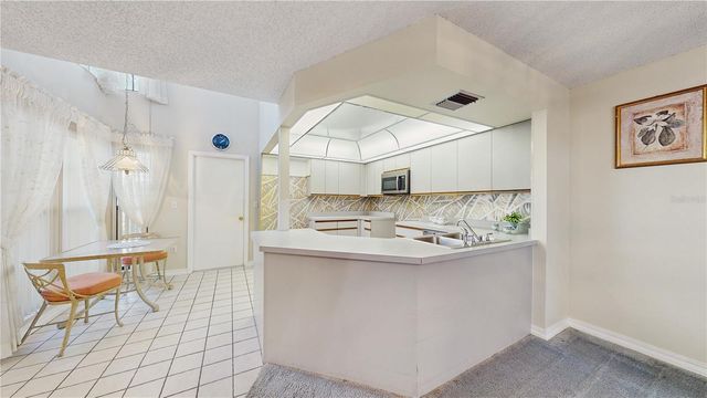 102 COVENTRY LANE, Haines City, FL 33844