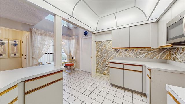 102 COVENTRY LANE, Haines City, FL 33844