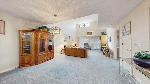 102 COVENTRY LANE, Haines City, FL 33844