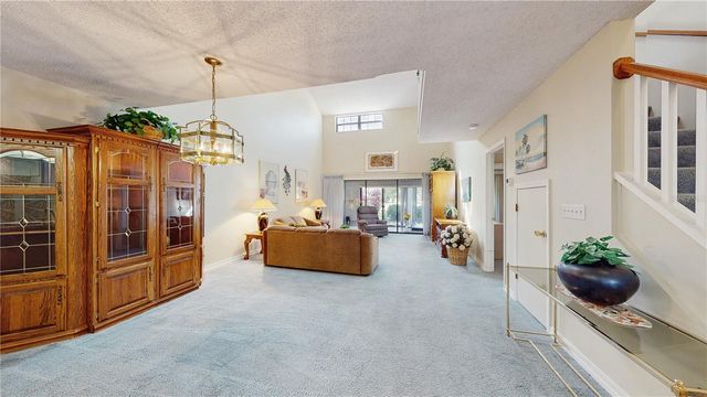 102 COVENTRY LANE, Haines City, FL 33844