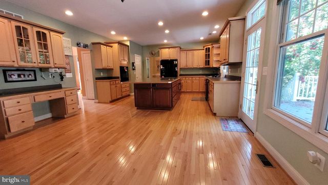 1707 RITCHIE HIGHWAY, Annapolis, MD 21409