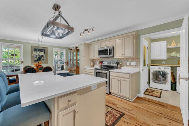 1475 Petty Road, White Bluff, TN 37187