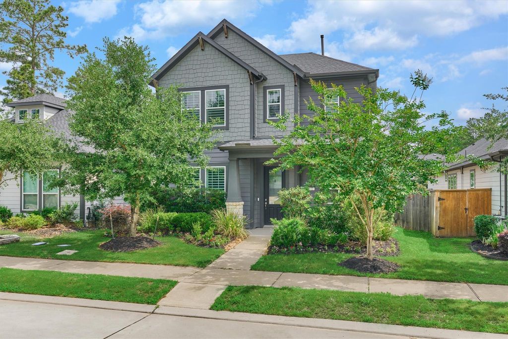 222 Thistle Drive, Montgomery, TX 77316