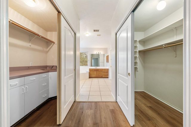 13226 Amasia DR, Austin, TX 78729