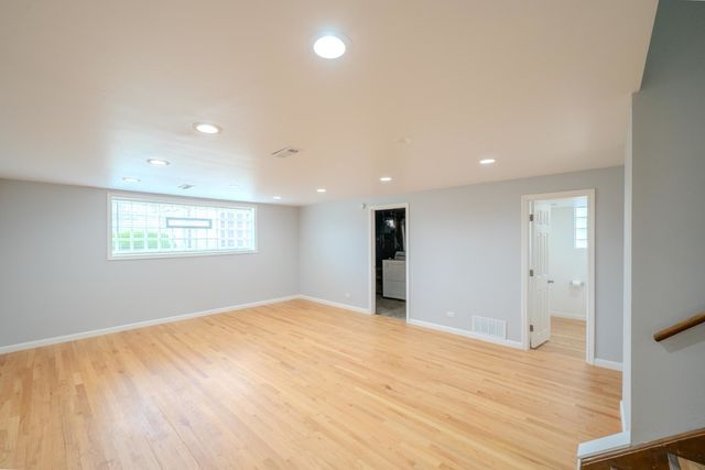 12111 S Justine Avenue, Chicago, IL 60643