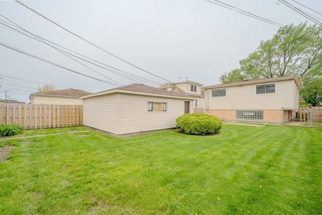 12111 S Justine Avenue, Chicago, IL 60643