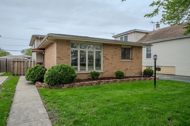12111 S Justine Avenue, Chicago, IL 60643