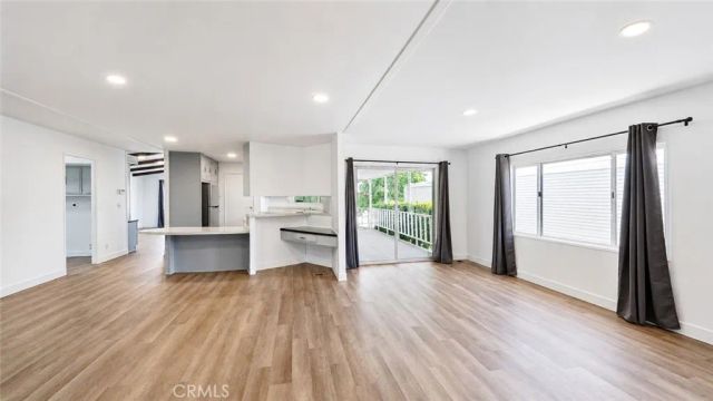 2550 E Avenue I 85, Lancaster, CA 93535