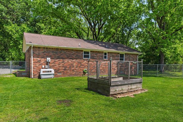 1223 Pleasant View Main St, Pleasant View, TN 37146