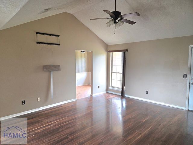 2131 Walberg Drive, Hinesville, GA 31313