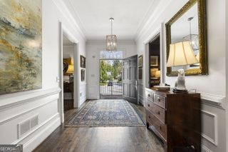 9 Nacoochee Place NW, Atlanta, GA 30305