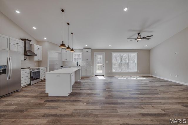 3403 Weatherby Lane, Farmington, MO 63640