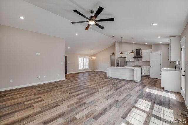 3403 Weatherby Lane, Farmington, MO 63640