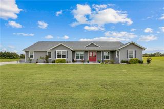 8715 NW 18TH CIRCLE, Ocala, FL 34475