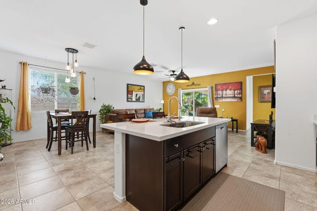 1677 E JARDIN Place, Casa Grande, AZ 85122