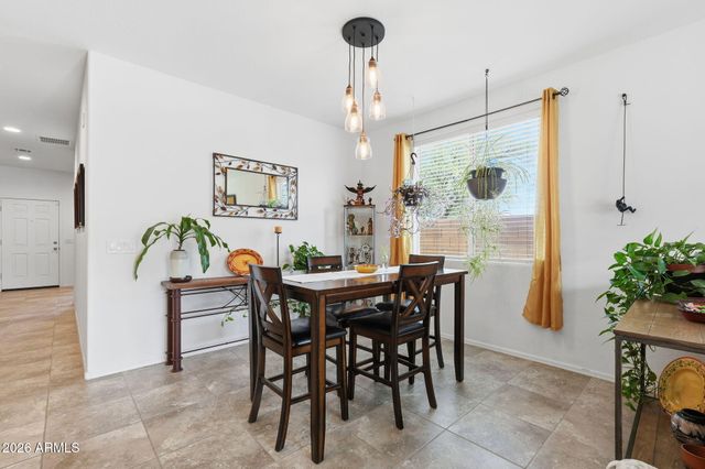 1677 E JARDIN Place, Casa Grande, AZ 85122