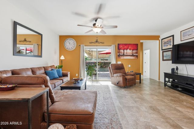 1677 E JARDIN Place, Casa Grande, AZ 85122