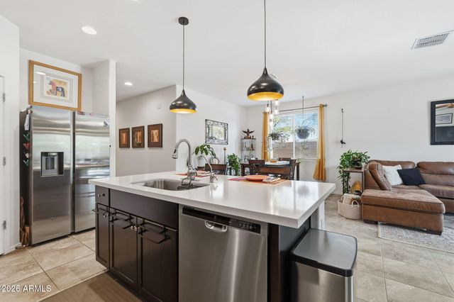 1677 E JARDIN Place, Casa Grande, AZ 85122