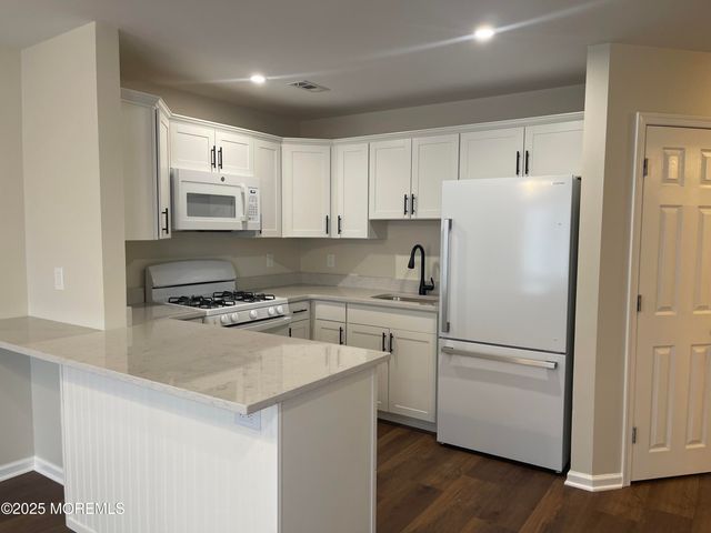 1508 Beaver Dam Road 6, Point Pleasant, NJ 08742