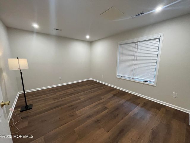 1508 Beaver Dam Road 6, Point Pleasant, NJ 08742